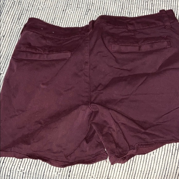 AE Shorts - Picture 2 of 2